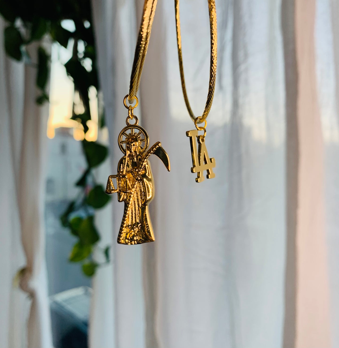 L.A. BRUJA hoops