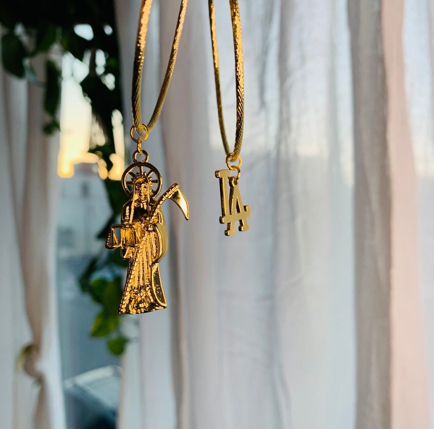 L.A. BRUJA hoops