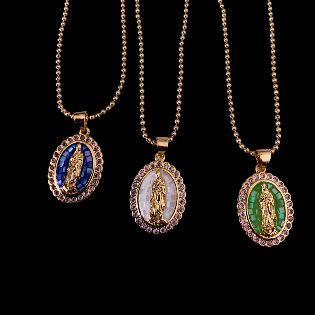 Mini Guadalupe pendant necklace